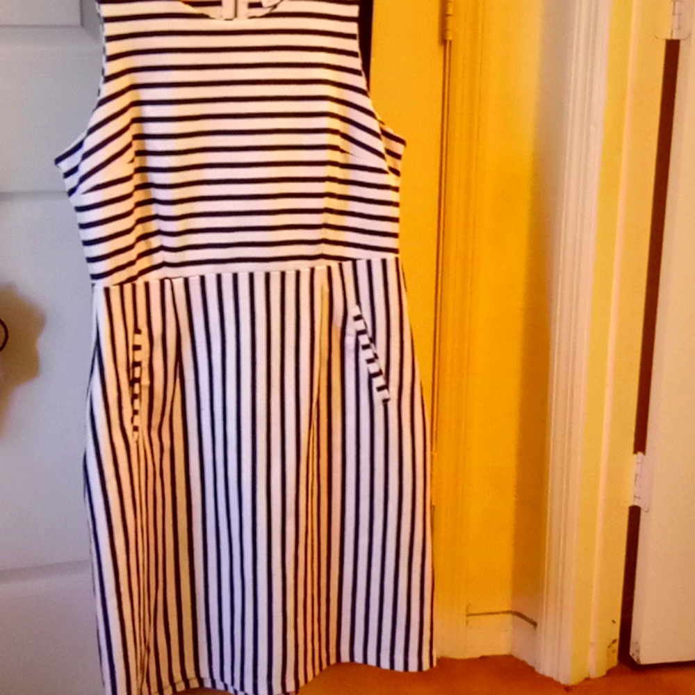 Old Navy striped dress